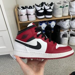 Jordan 1’s Chicagos